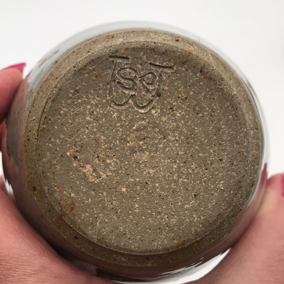 Studio Pottery Honey Pot Sugar Pot Signed Stoneware - Picture 7 of 8